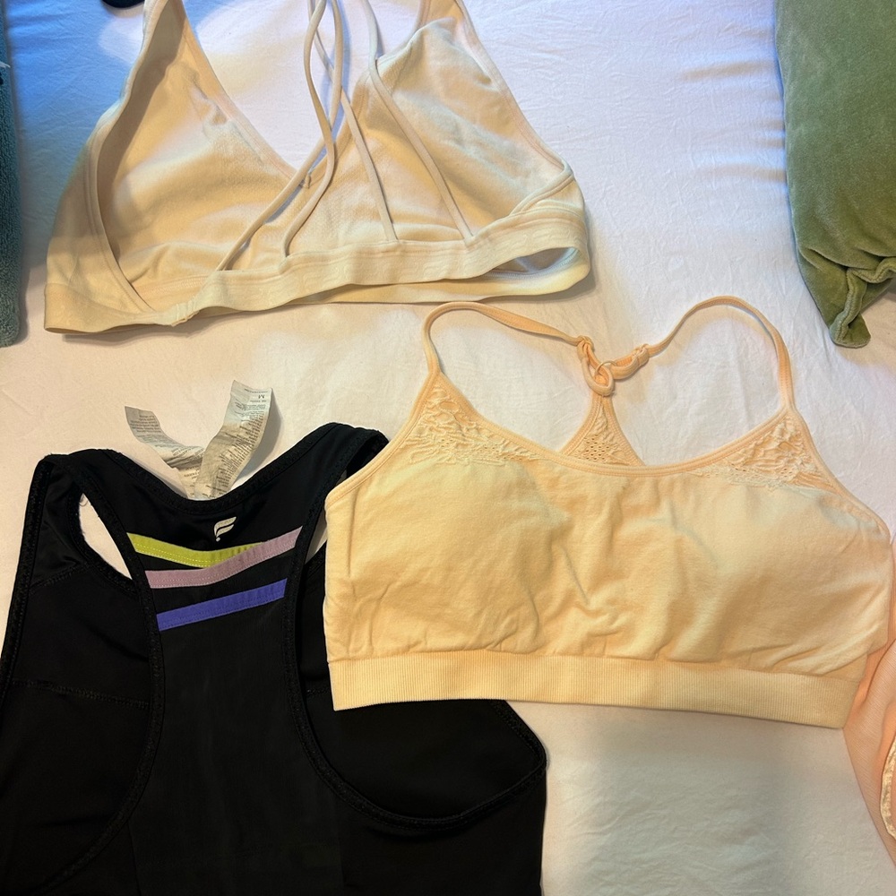 Bundle 3 fabletics bras all size M